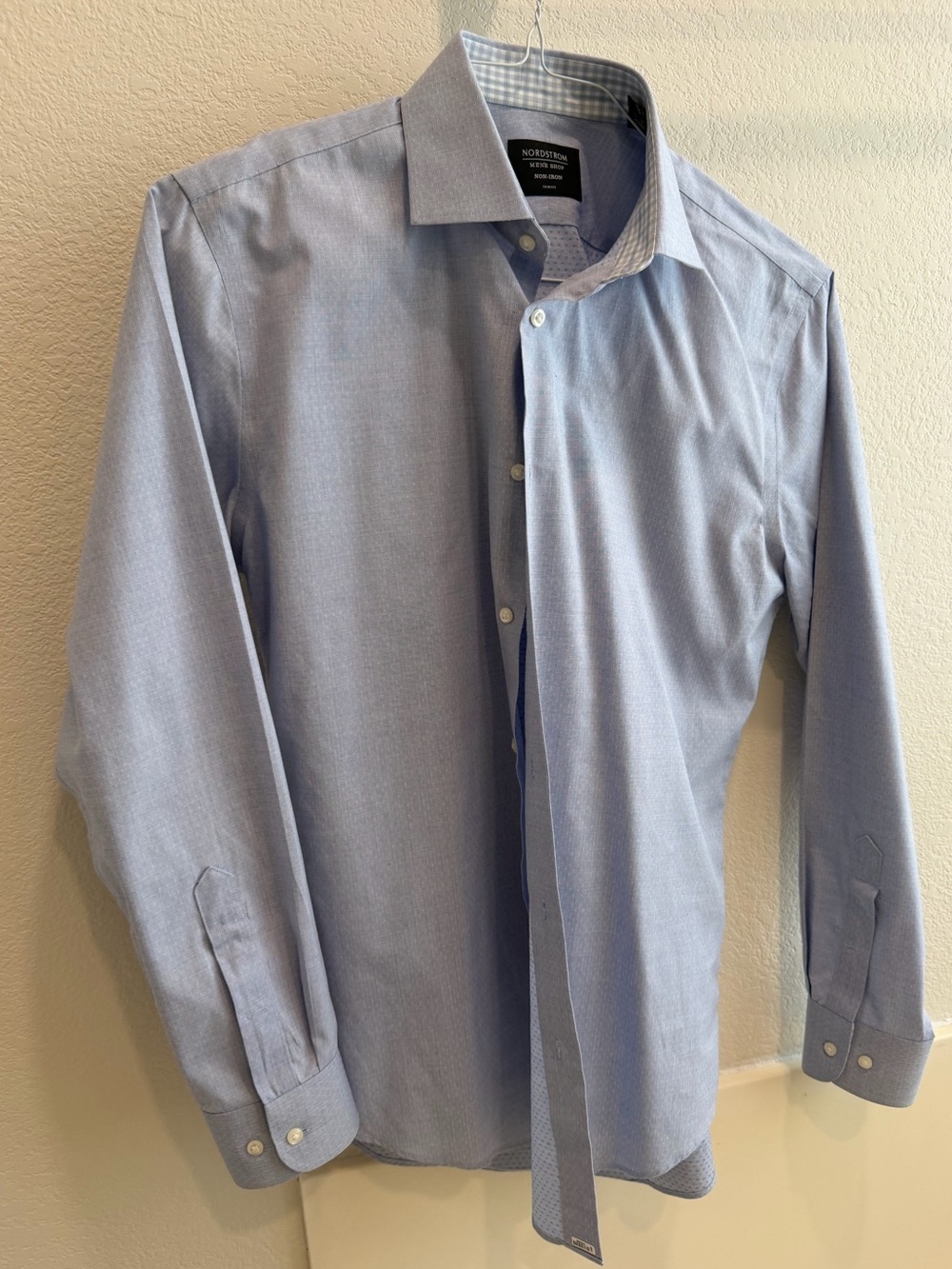 Nordstrom Men's Light Blue Dress Shirt with Subtle Texture size 15